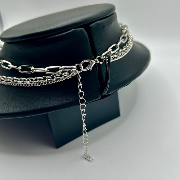 Silver Layered & Black Enameled Pendant Necklace - Picture 7 of 7